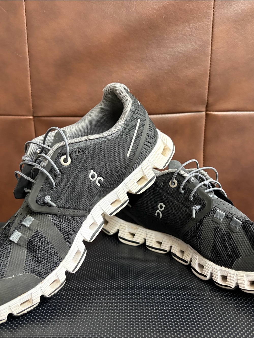On Running Women’s/Men's Athletic Shoes in Black and White